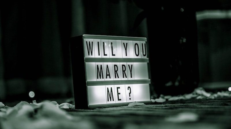 lightbox with will you marry me