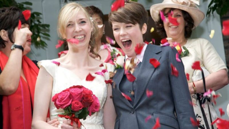 lesbian_wedding_outfits1