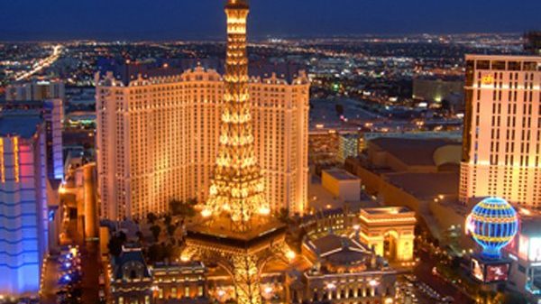 web_travel_destinations_usa_LasVegas_01