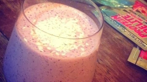 Coco-Berry Power Smoothie